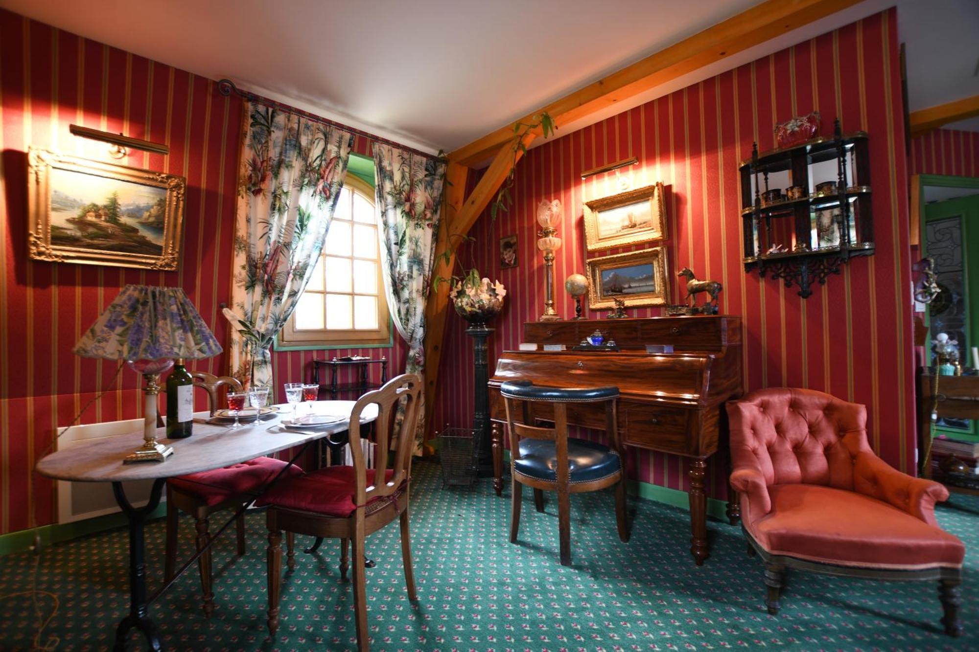 Le Val Clos, Appartement Dans Une Maison De Maitre 19E Tanlay Екстер'єр фото